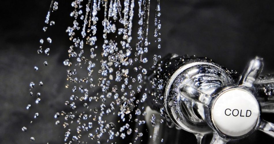 دوش سرد