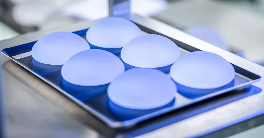 مقایسه پروتز سینه با سایر روش های بزرگ کردن سینه