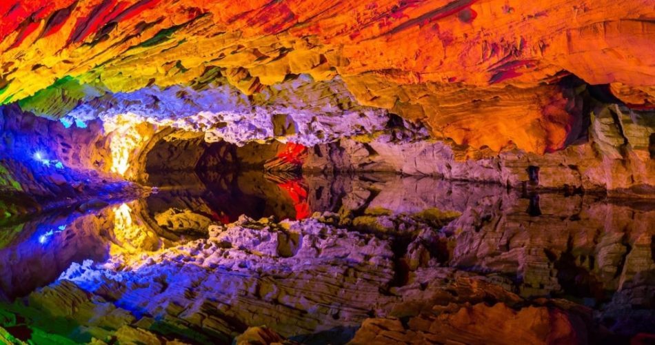 غار علی‌صدر