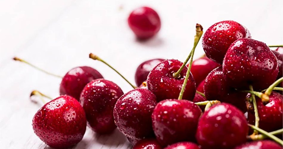 فواید آلبالو برای بدن