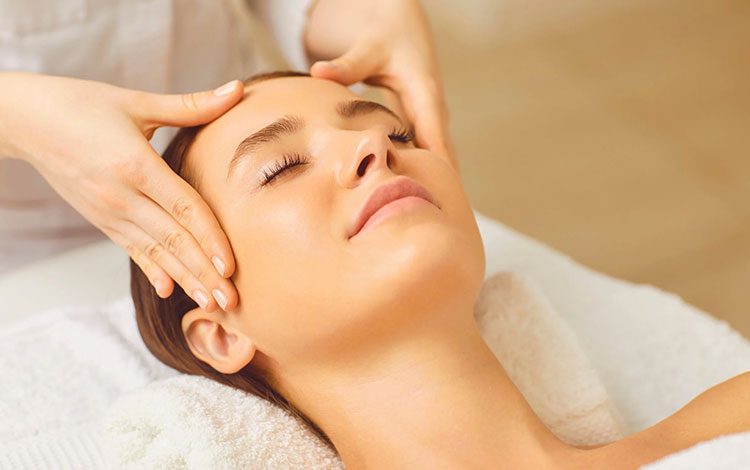 چه کسانی بهترین کاندید اندولیفت هستند و چه شرایطی برای اثربخشی بیشتر لازم است