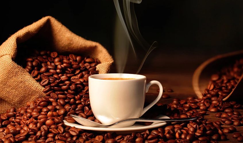 نوشیدن قهوه صبح