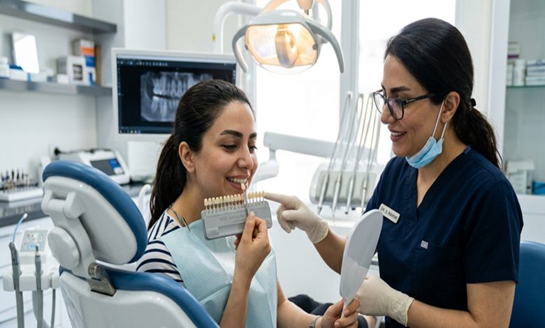 قیمت لمینت دندان در سال ۱۴۰۵ چقدر است؟ عوامل موثر بر هزینه